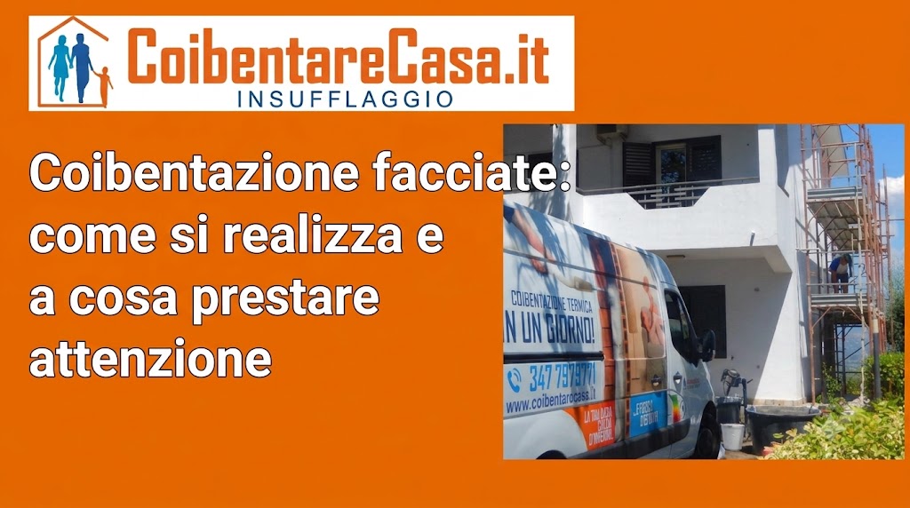 Furgone aziendale CoibentareCasa.it parcheggiato davanti a un edificio residenziale bianco circondato da impalcature metalliche.