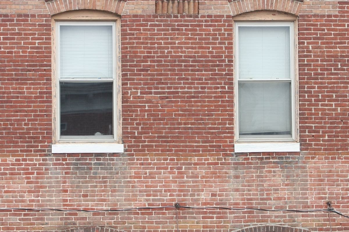 foto delle mura perimetrali di un edificio