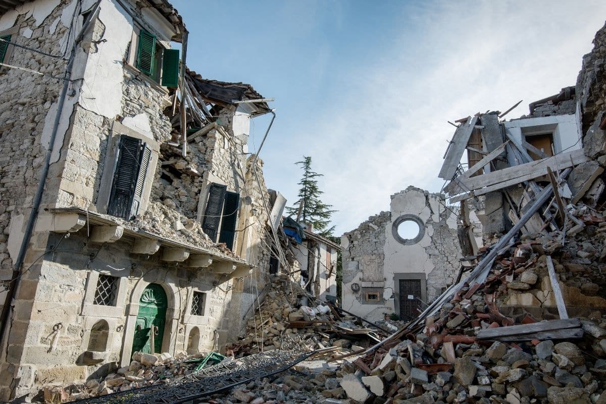 danni creati da un terremoto
